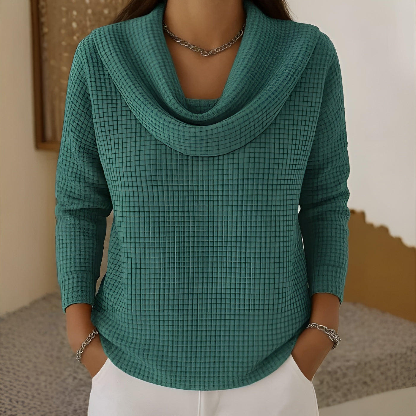 Manon™ – Pull Chaud en Maille Gaufrée à Col Bénitier Élégant